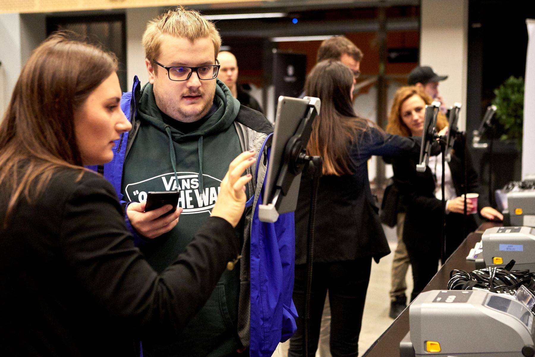 Self-check-in and badge printing